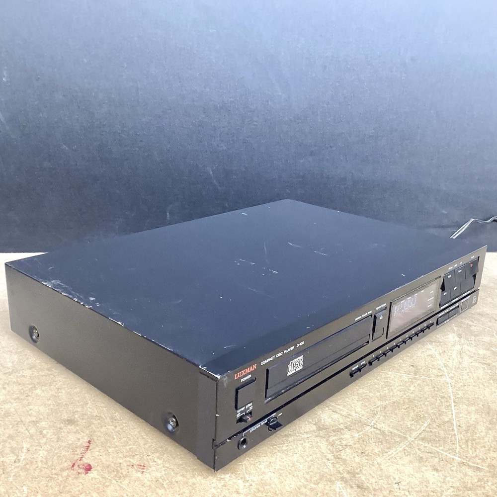 Luxman D-102 Compact Disc Player Tested