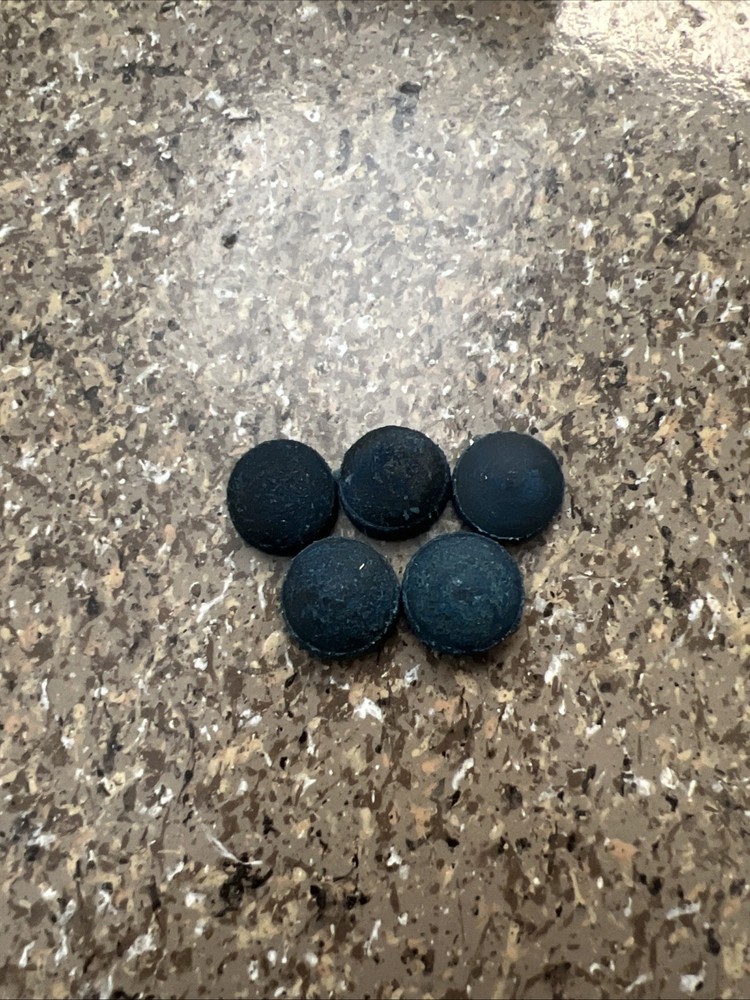 Milk dud Pool Cue Tips . Five Tips