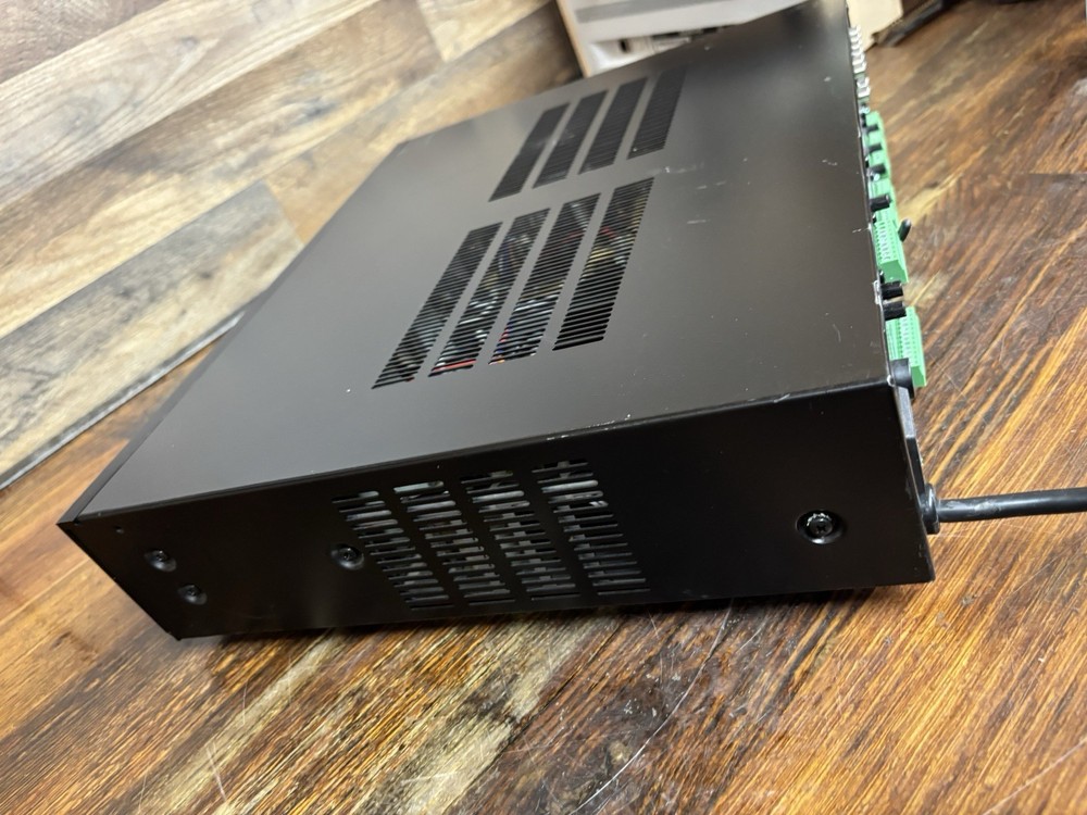 PASO DIGITAL MUSIC AMPLIFIER DMS3040B