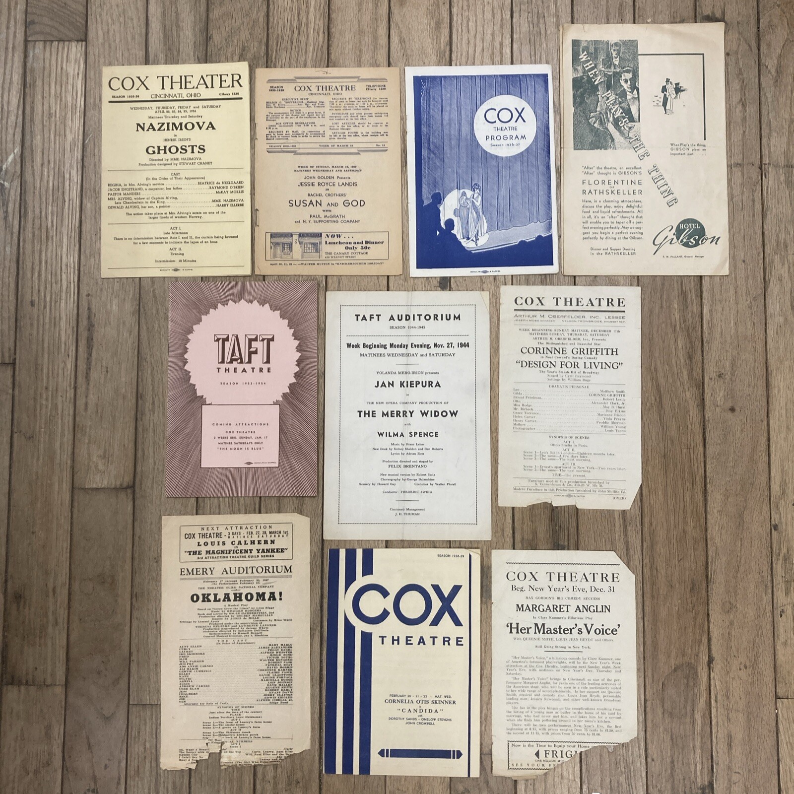 Lot VTG programs CINCINNATI TAFT Theatre & COX Theater