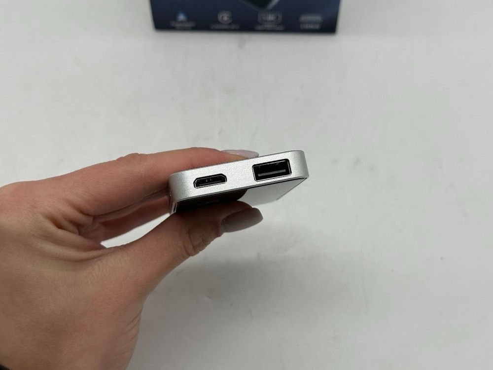 AI Box Wireless CarPlay & Auto Adapter