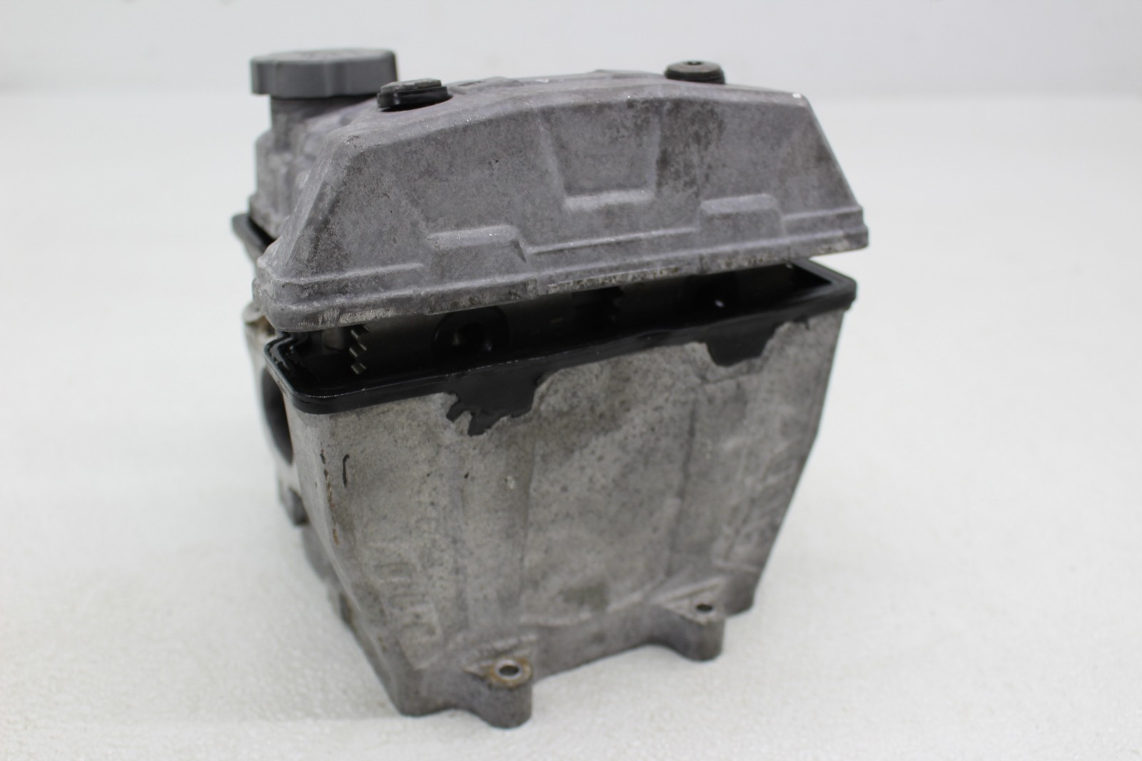 17-19 POLARIS RANGER 570 ENGINE MOTOR CYLINDER HEAD VALVES COVER