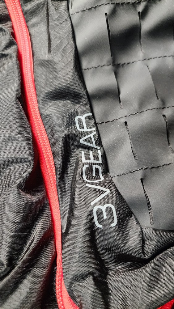 3V Gear Backpack Soverign 50 L Redline Backpack - EUC