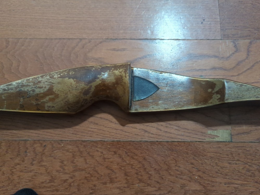 Vintage Ben Pearson Deerslayer 7300 58” bow