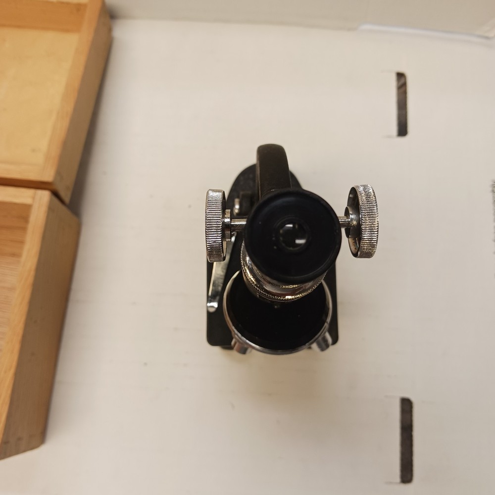 Vintage 1950’s Private Eye Student Microscope