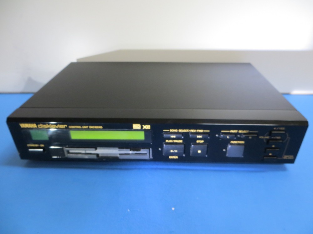 Yamaha Disklavier DKC100XG Control Module With Remote & Mounting Bracket