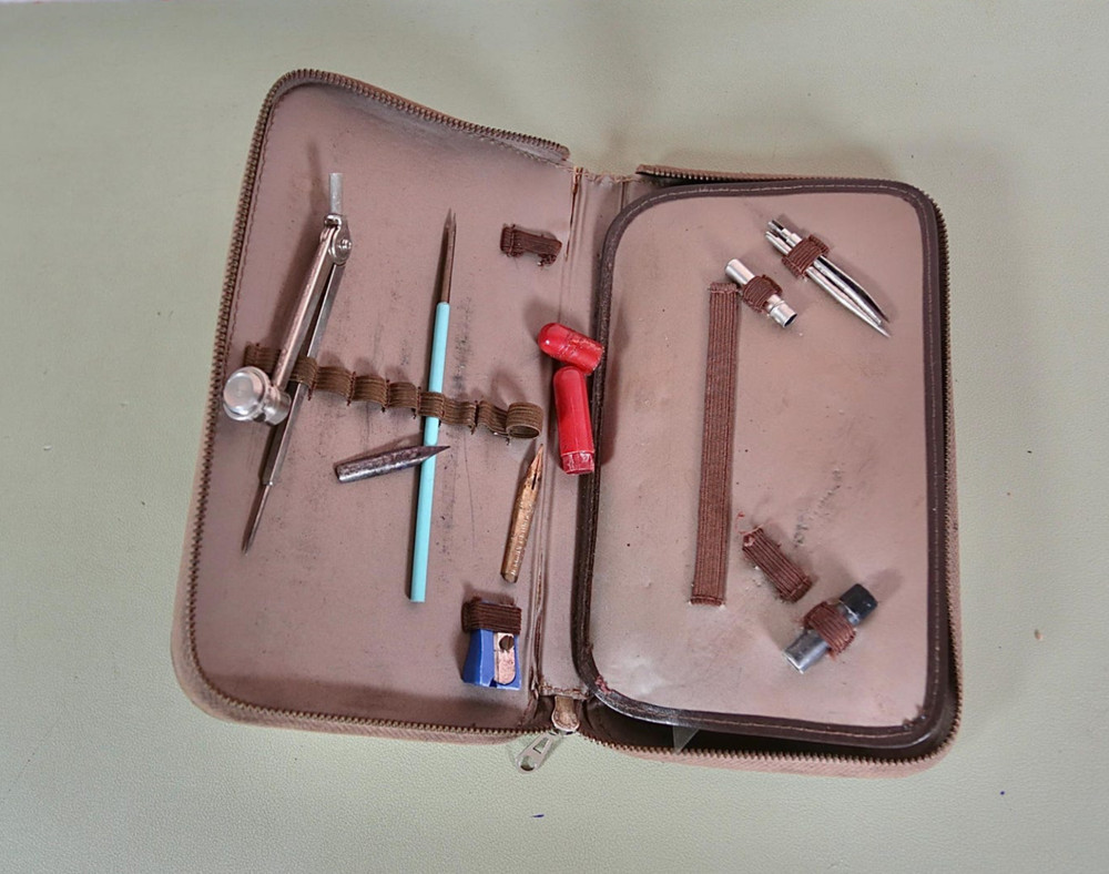 Vintage Drawing Set In Brown Case