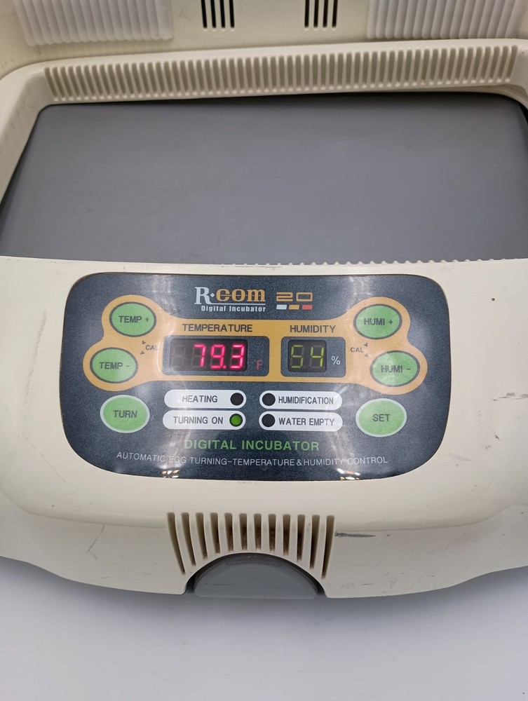 R Com 20 Digital Incubator As Is