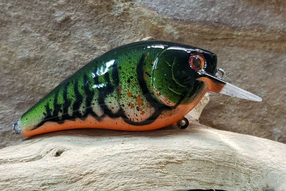 Custom painted 2.5 square bill crankbait (CRAW)