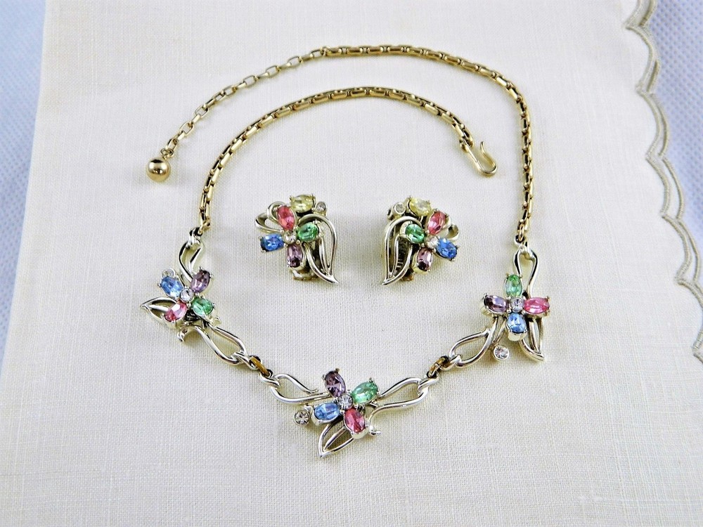 ** KRAMER 3 PC EAR RINGS NECKLACE MARKED **