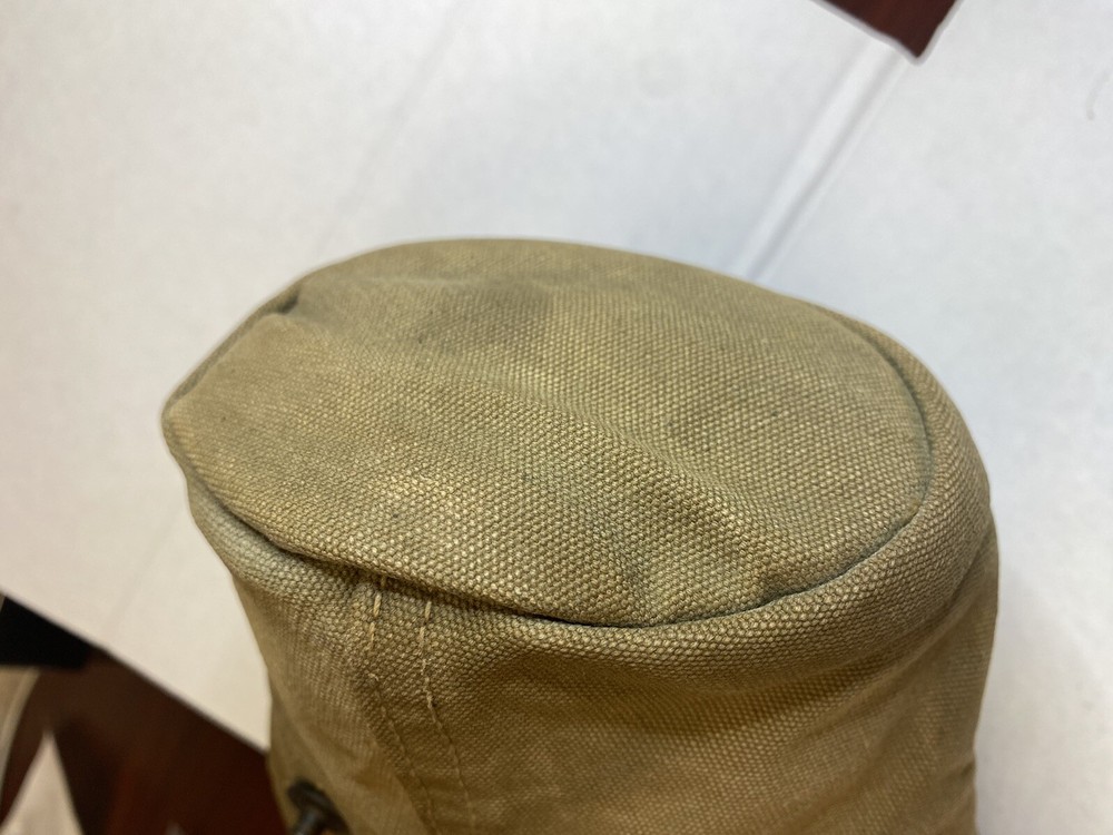 ORIGINAL WWII US USMC MARINE 2nd PATTERN CANTEEN COVER, no hole