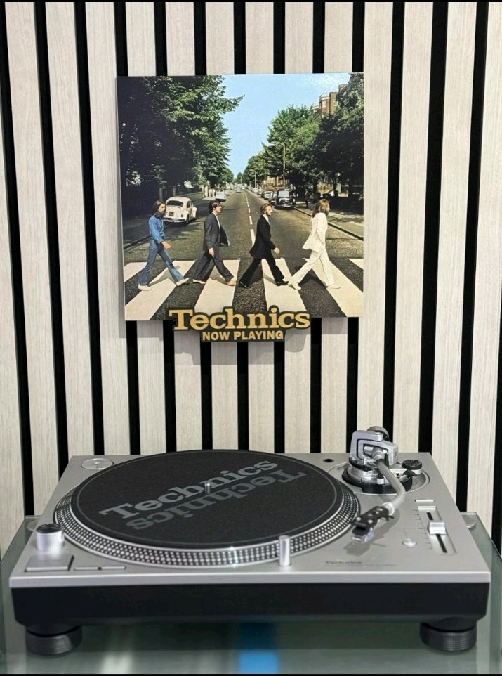 Custom Made Technics GLD-LTD Playing Now Vynil Stand Wall mounted