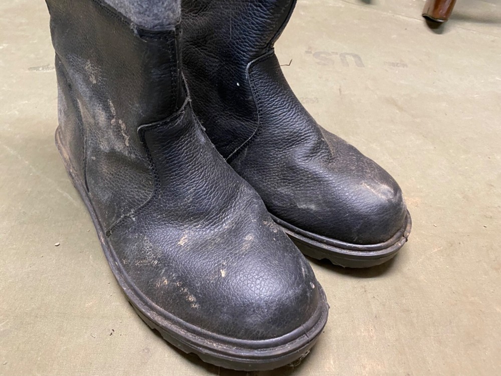 WWII GERMAN WINTER FELT BOOTS-SIZE 11