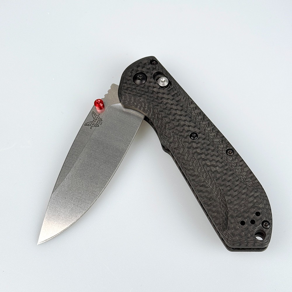 Benchmade Freek 560-03 S90V AXIS® Lock Black Carbon Fiber Handle Folding Knife