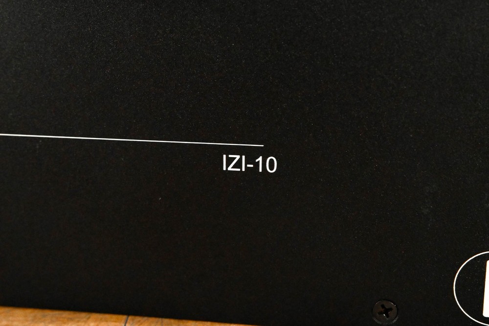 Intercom IZI-10 Intercom Zone Interface CG01M25