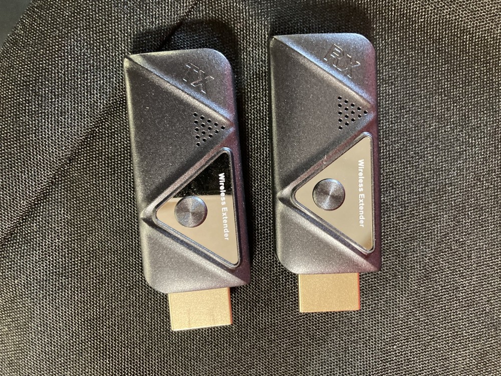 Wireless HDMI Transmitter and Receiver Kit