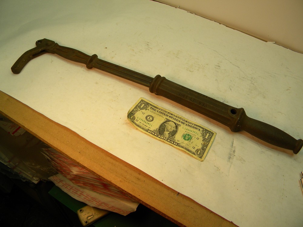 Vintage Crescent no. 56 Nail Puller; Carpentry, Remodeling, Demolition, Framing