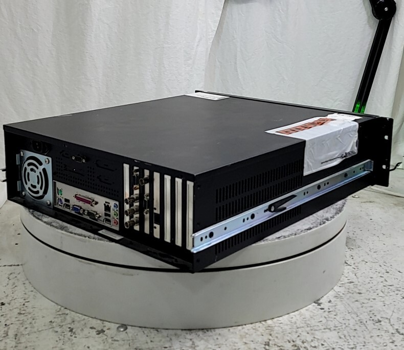 PINNACLE SYSTEMS 37D20A000 B 7D20A2210136 Server INTEL P3 256MB SEE NOTES