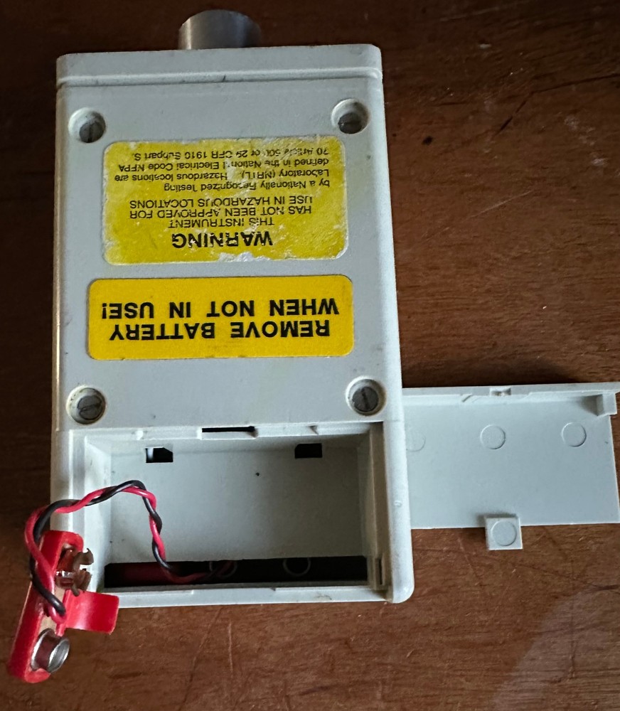 Lucas CEL Instruments Ltd. CEL-284 Acoustical Sound Level Calibrator