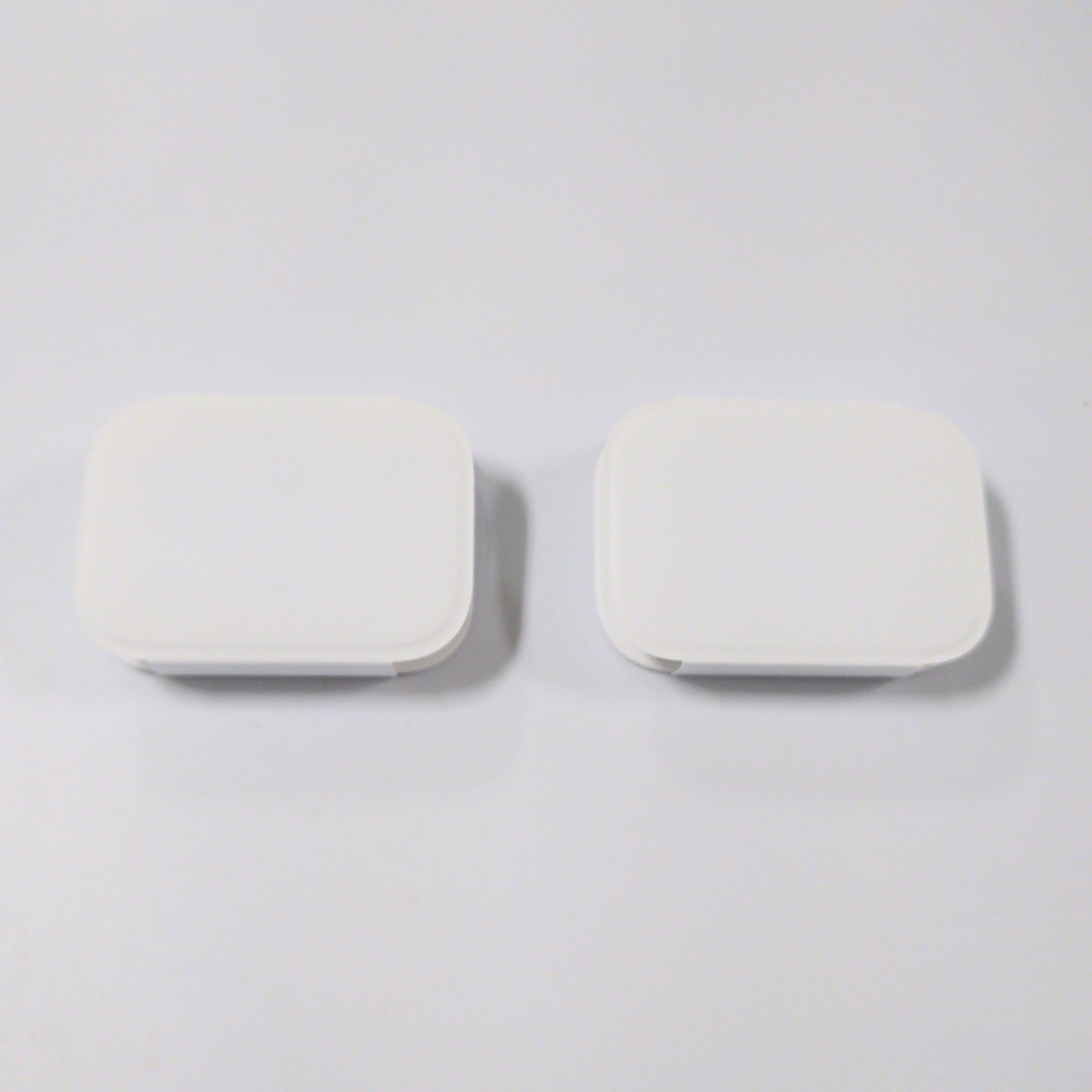 Genuine Apple AirPod PRO Ear Tips - Size: X-Small/Small/Large - NEW - Set of 2
