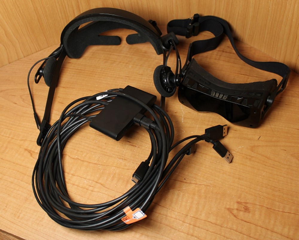 Big screen Beyond VR Headset and Cables IPD 65mm