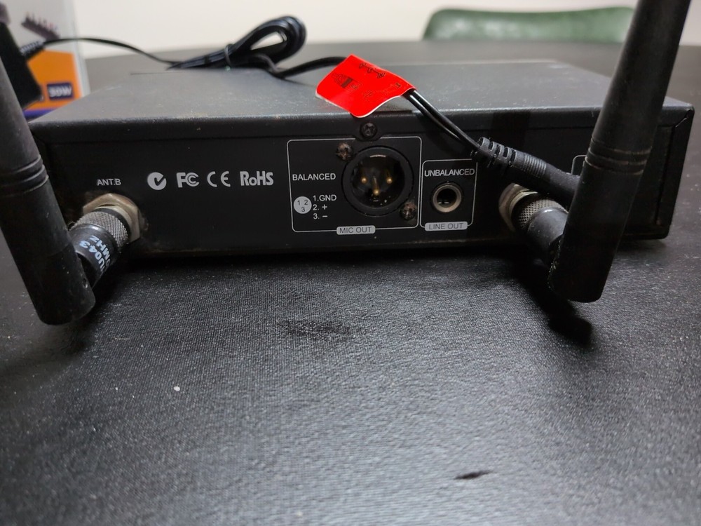 Chiayo Sdr-6100 Wireless Microphone