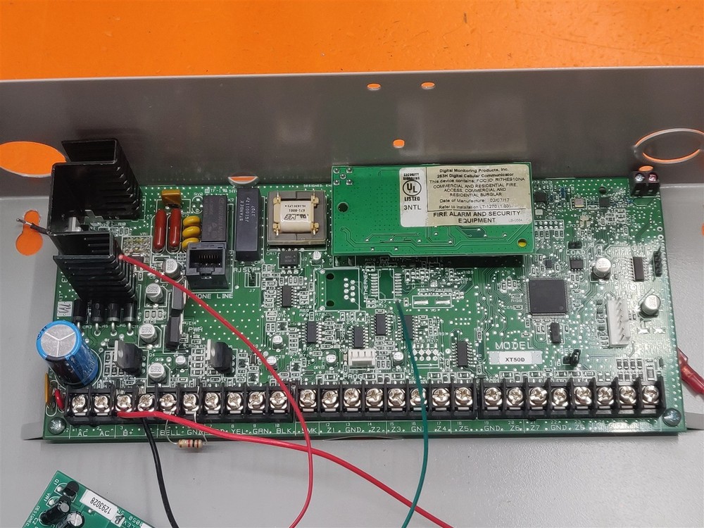 ⭐️⭐️⭐️⭐️⭐️ **DEFECTIVE** DMP Model XT30/XT50 Control Unit Box w Circuit Boards