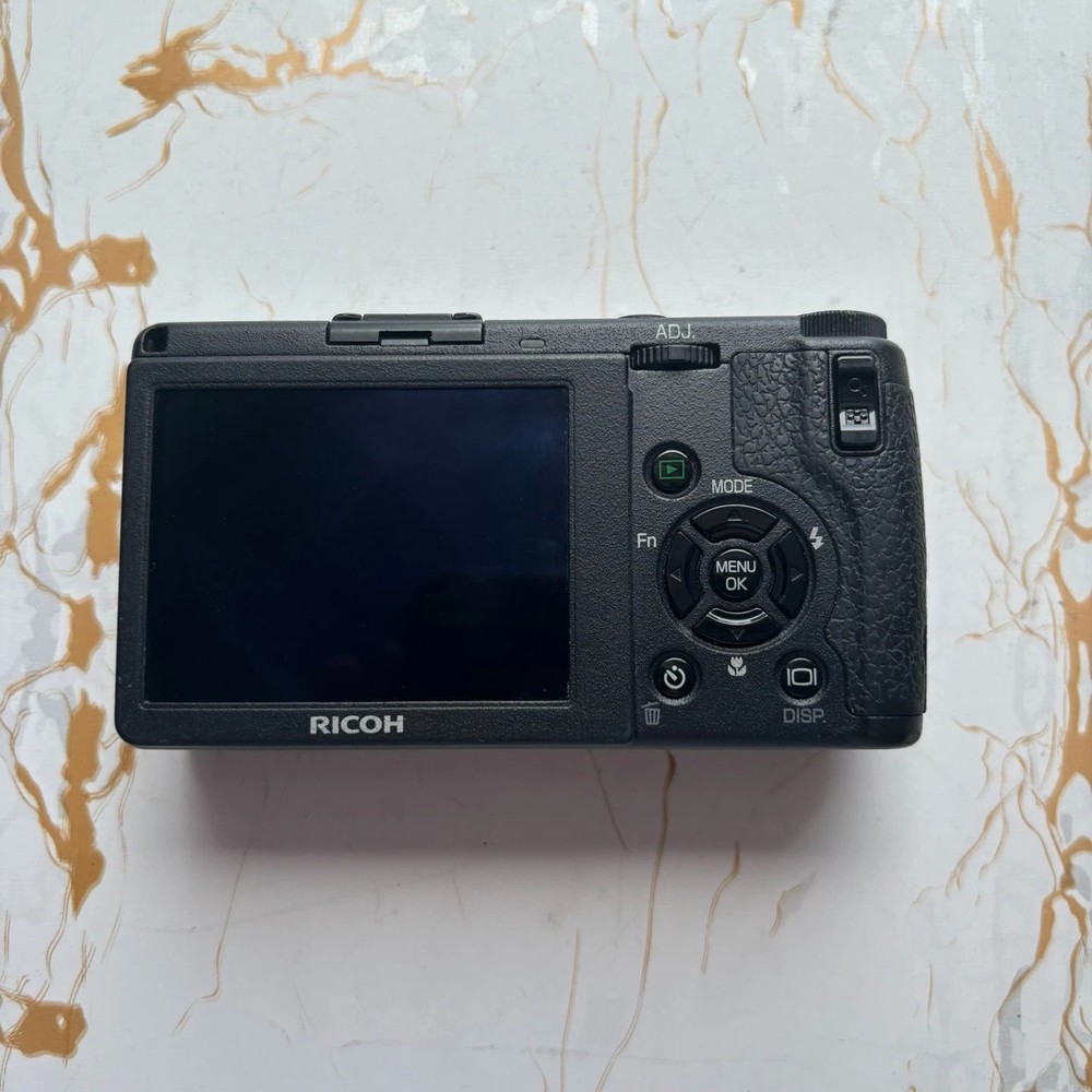 Ricoh GR Digital II GRD2 Compact Digital Camera
