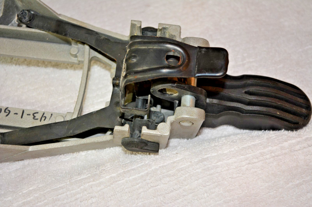 DeWalt OEM Table DW715 Type 2 Used Part 12"