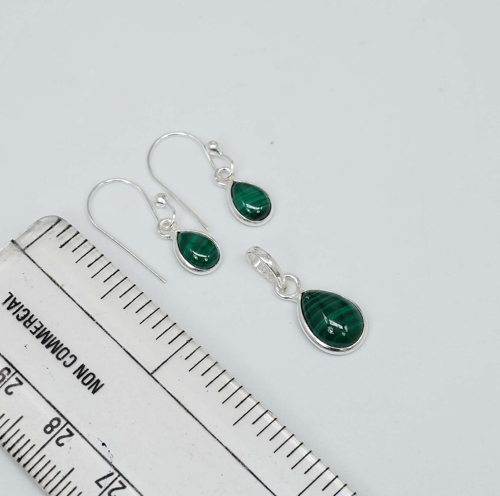 925 Solid Sterling Silver Green Malachite Hook Earring Pendant Set