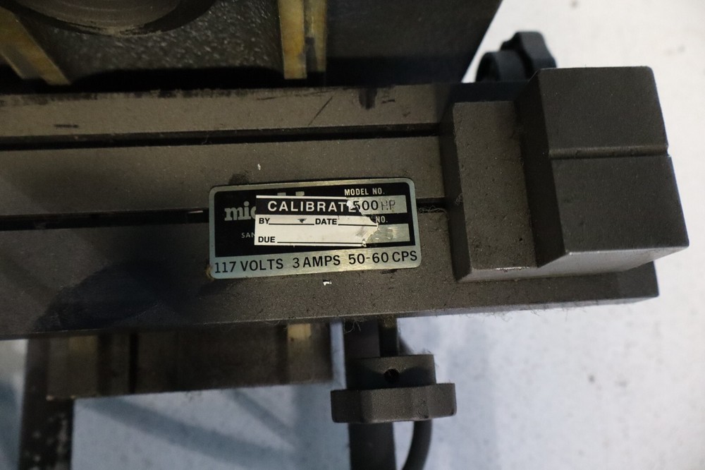 Micro Vu 500HP Bench Top Optical Comparator