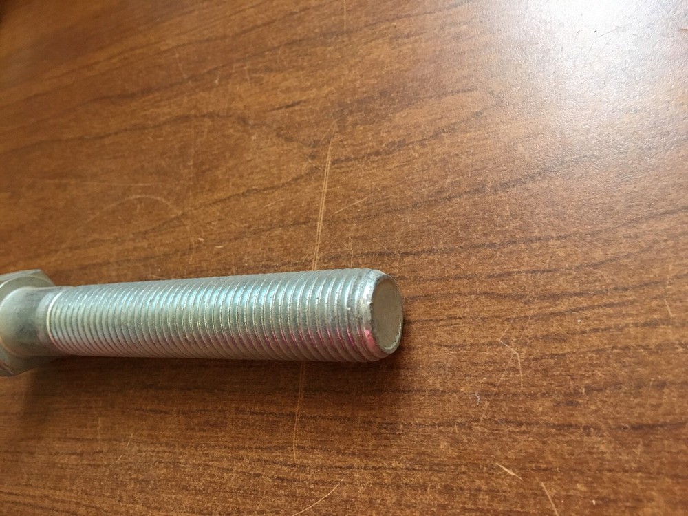 John Deere Cap Screw R111434