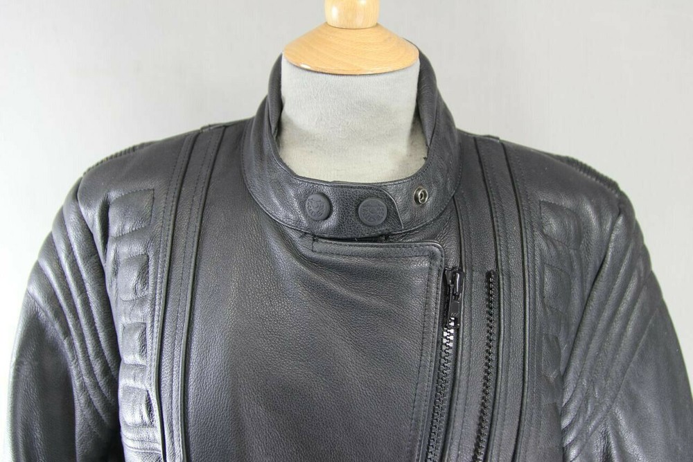 RIDER BLACK LEATHER BIKER JACKET WITH REMOVABLE BACK PROTECTOR, SIZE 16
