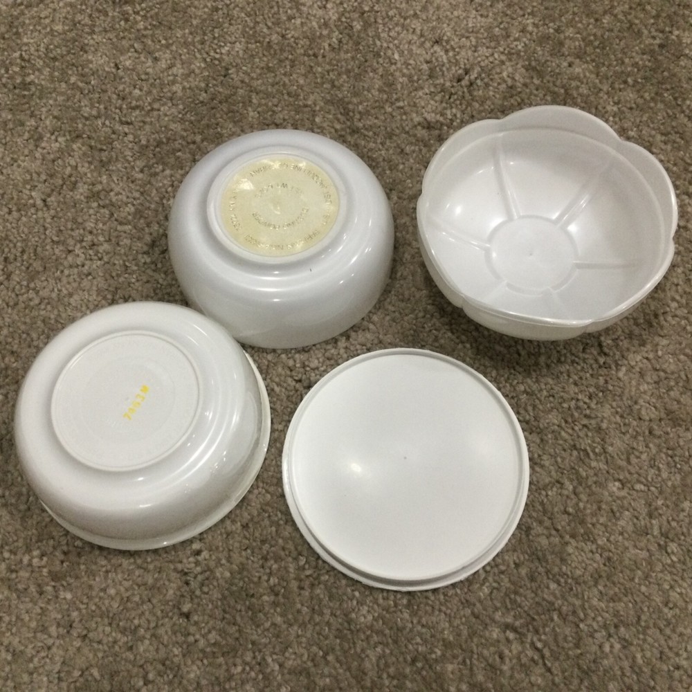 Nina Ricci L'Du Temps Dusting Powder Container ONLY~~EMPTY~~