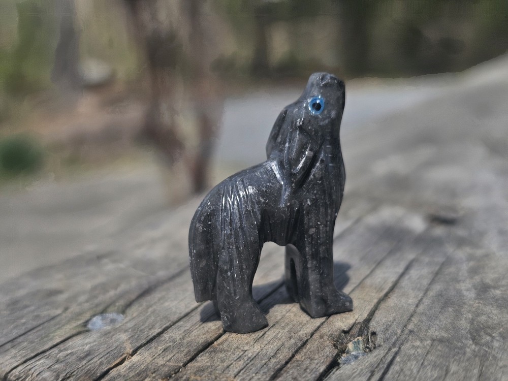 Agate Stone Wolf Small