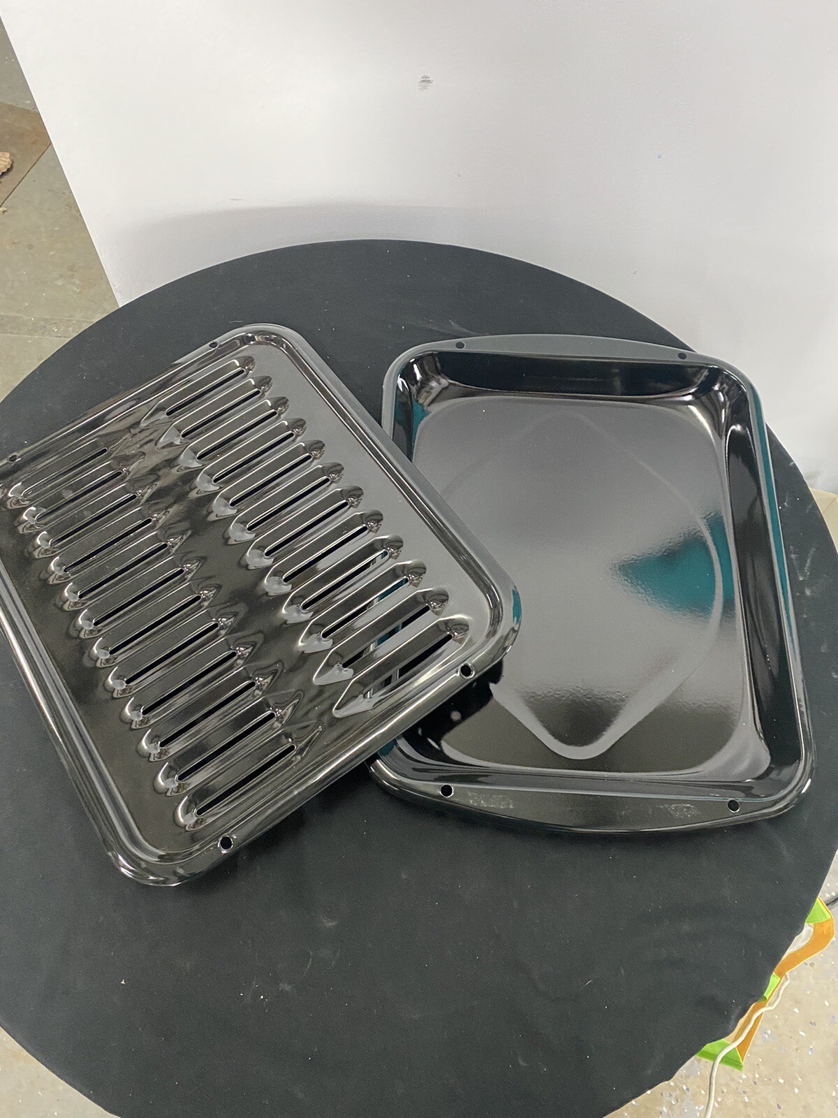 2-Piece Porcelain Broiler Pan in Black BRAND NEW. See pictures For Measurements