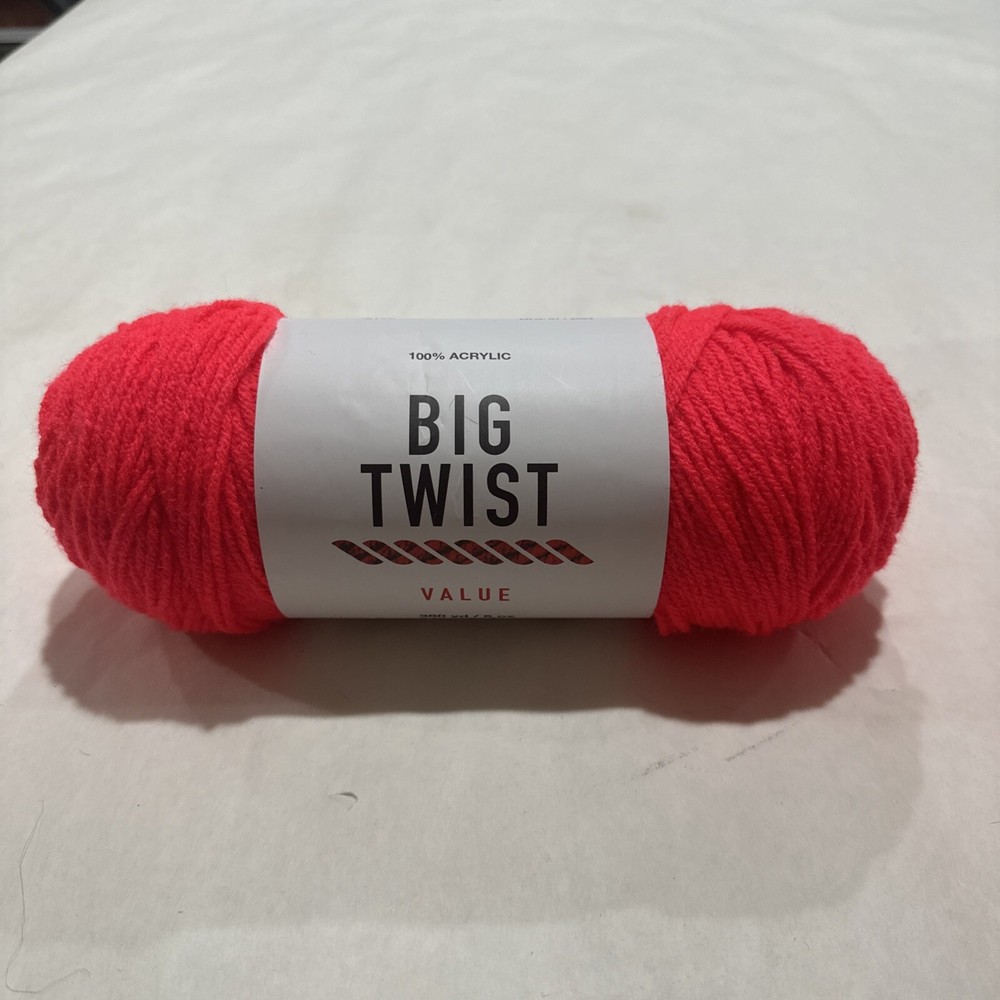BIG TWIST VALUE..   DIVA PINK. 370 Yd. 6oz