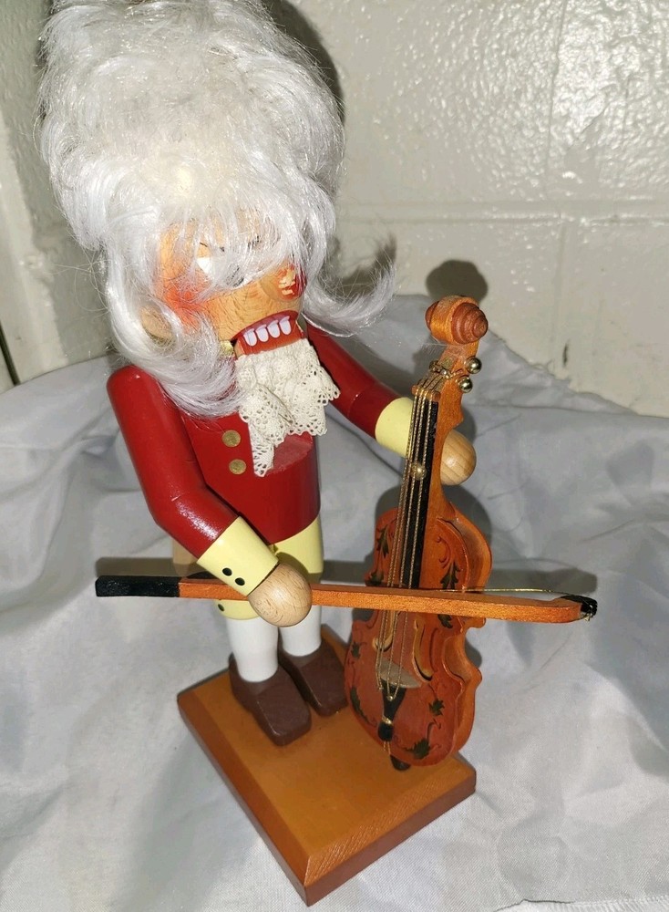 Steinbach Nutcracker Mozart Playing A Chello