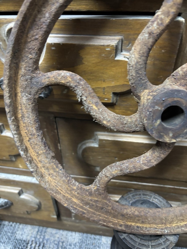 antique cast iron blacksmith POST DRILL 12 1/2" FLYWHEEL "C2" MODEL ENGINE