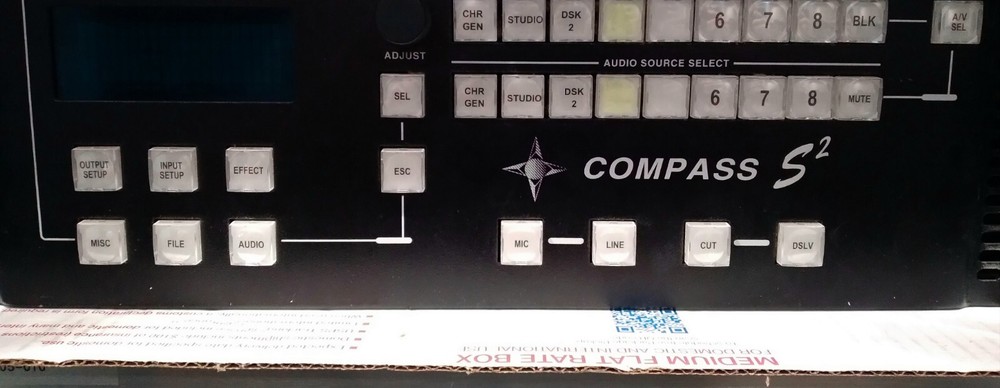 FSR COMPASS S2 PROFESSIONAL SEAMLESS PRESENTATION SWITCHER-TESTED-PACKAGED WELL!