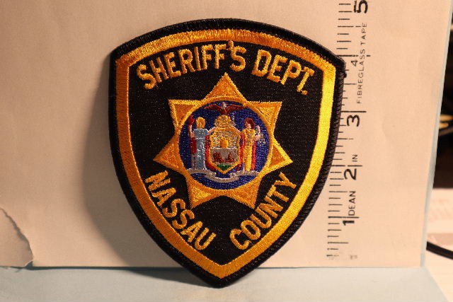 police patch  NASSAU COUNTU SHERIFF NEW YORK