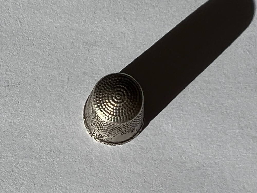 antique sterling simons seaside landscape thimble