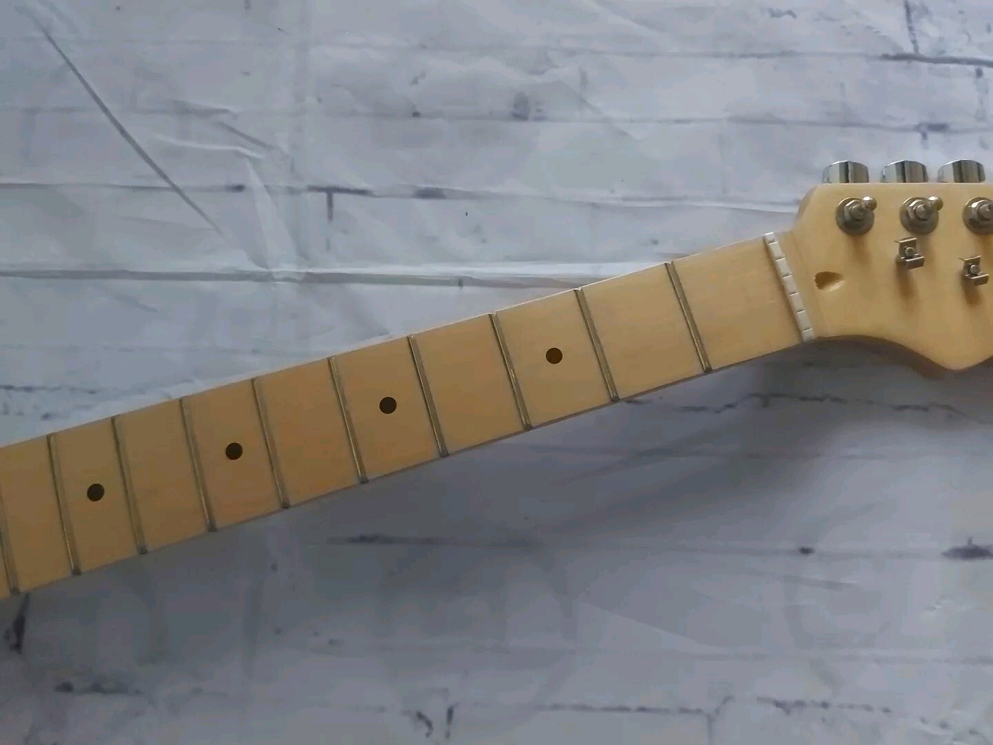 Right Handed S Type Strat 25.5" Scale Electric Guitar Neck w/ Tuners & Trees!!