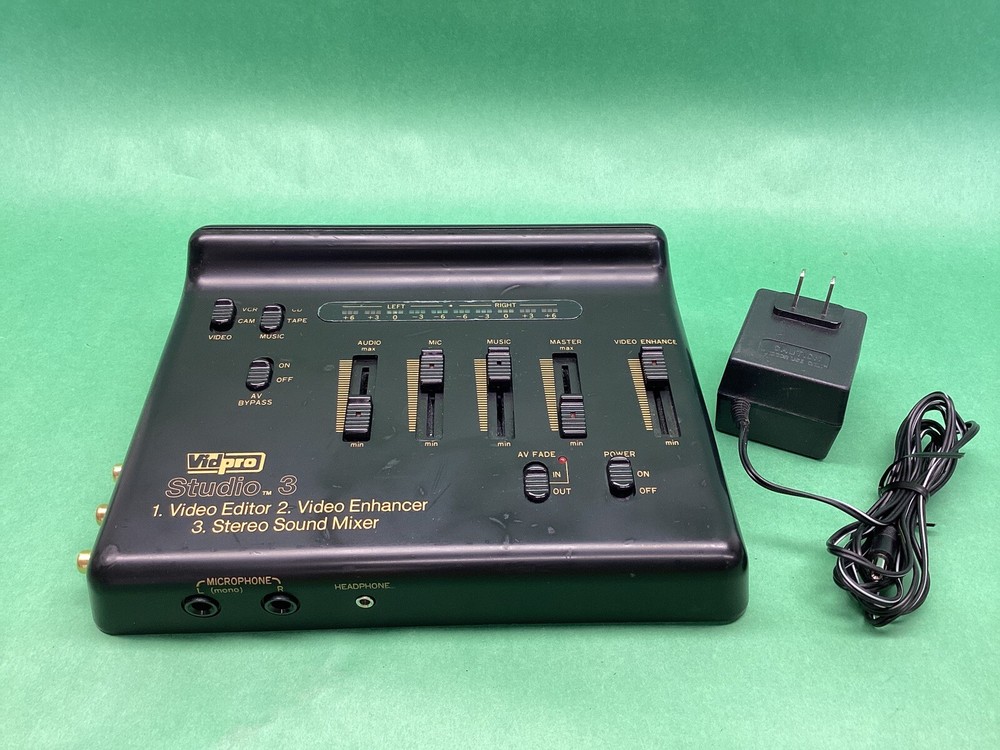 Vidpro Studio 3 - Video Editor - Enhancer, Sound Mixer - Powers On UNTESTED