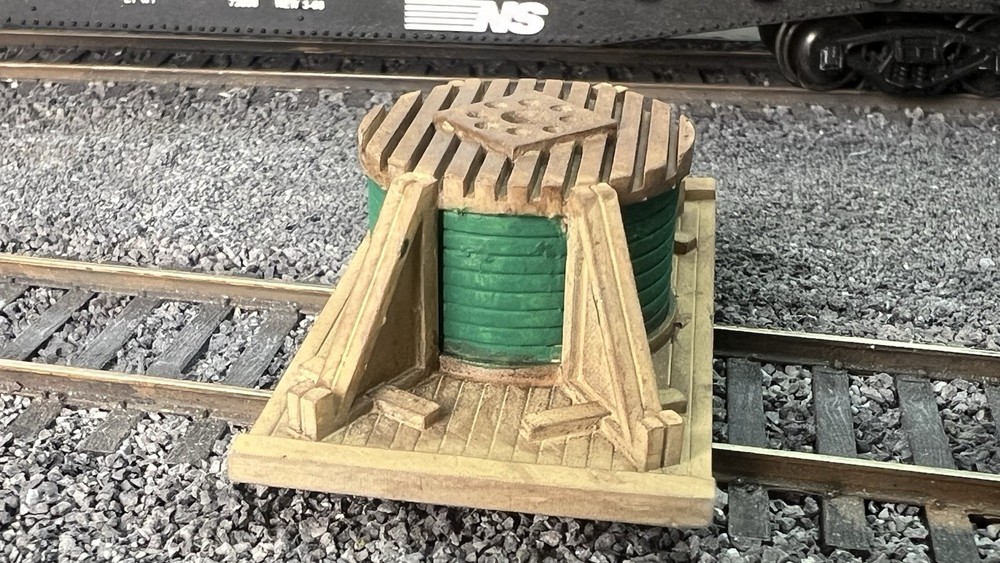 N Scale Cable Drum On Pallet - Car Load (3)