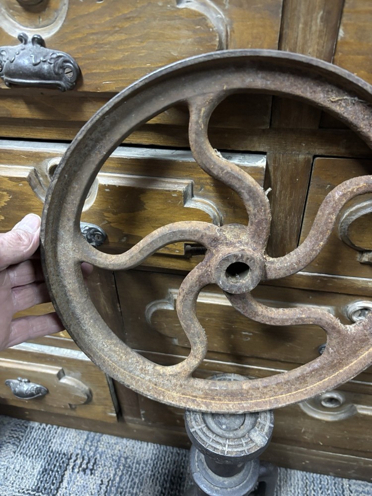 antique cast iron blacksmith POST DRILL 12 1/2" FLYWHEEL "C2" MODEL ENGINE