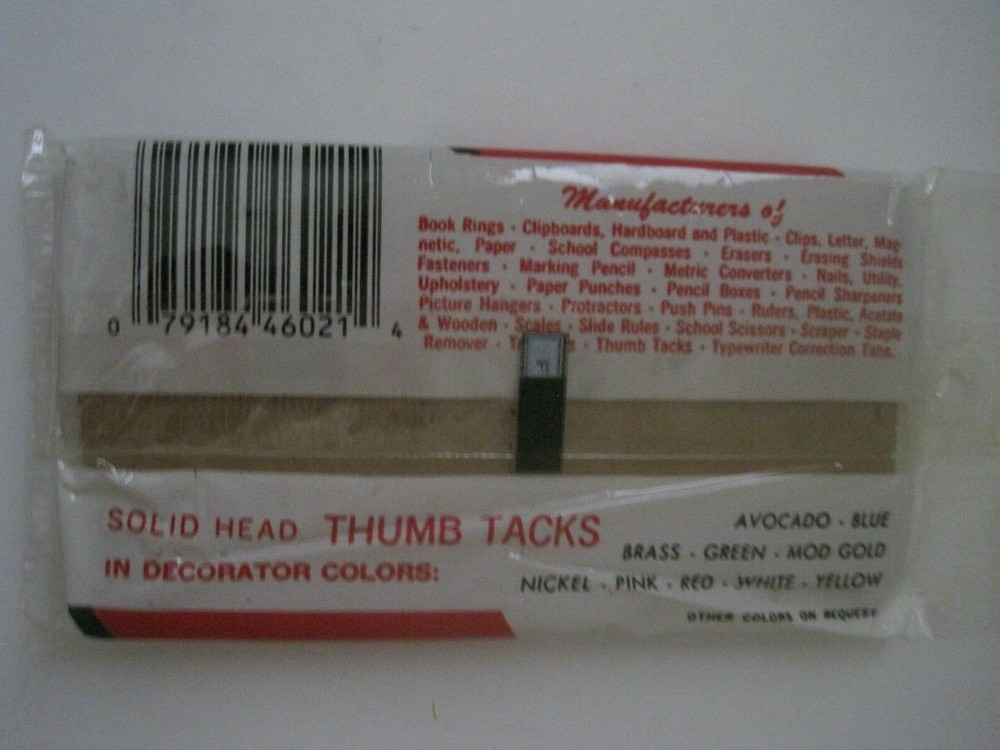 A & W Thumbtacks 40 Count NIP