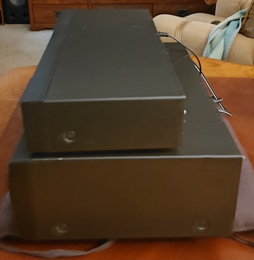 Technics SH-8017 Analog Stereo Technics Graphic Equalizer, Black, RCA In/Output