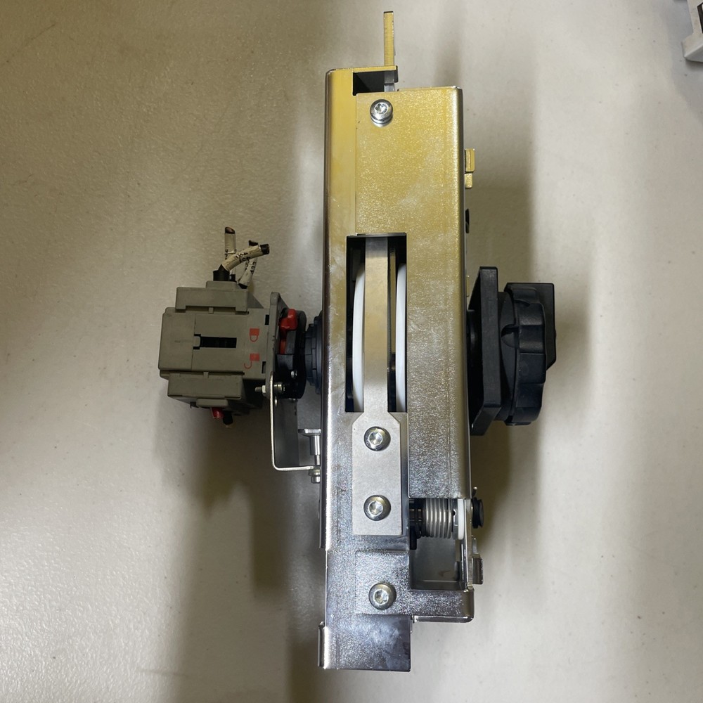 ABB 3HAC1432-1 Rotary Door Interlock Robot Controller