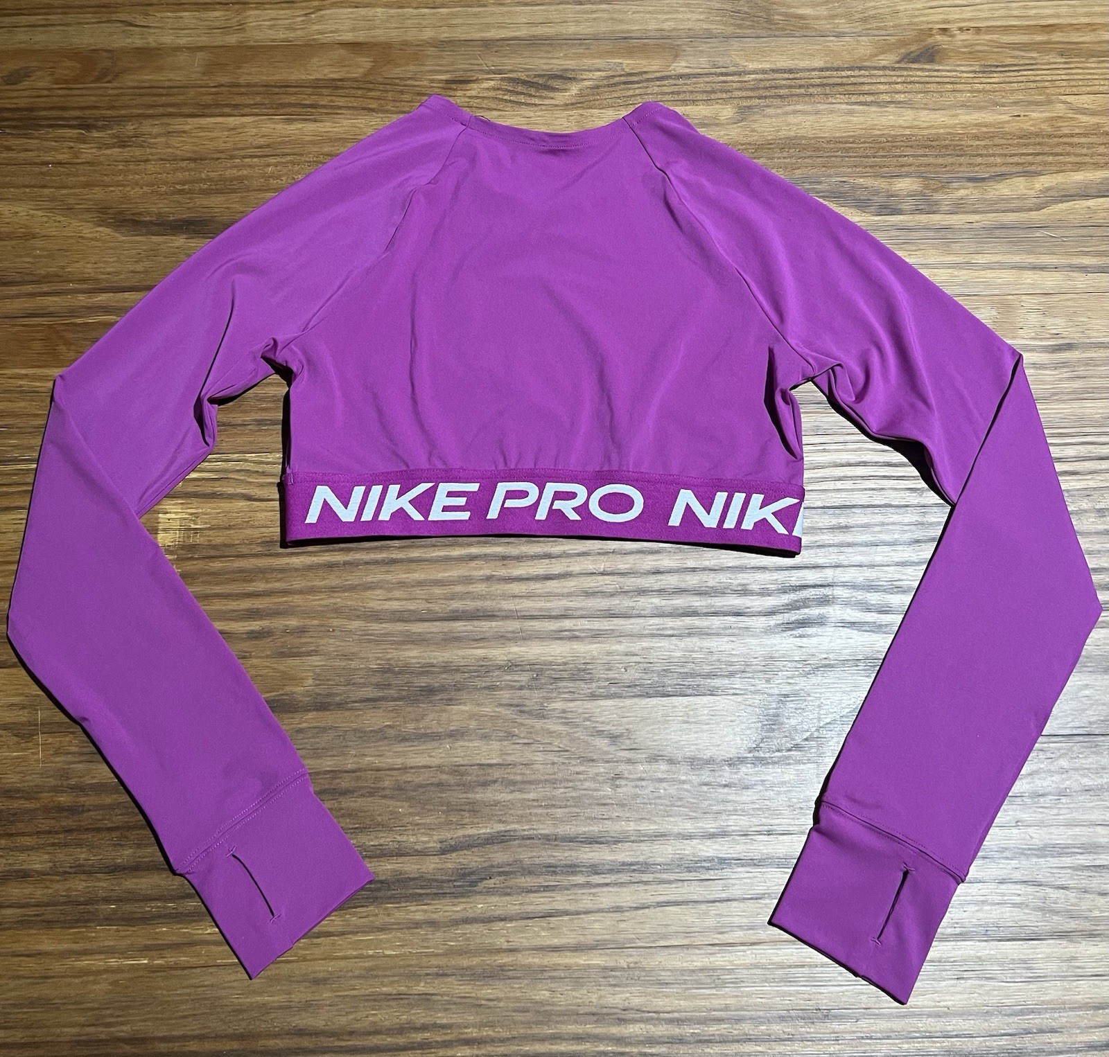 Nike Pro Women's Size M Dri-FIT Cropped Long-Sleeve Top Fuchsia FV5484-518